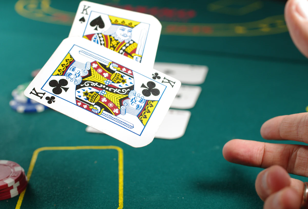 The card salon